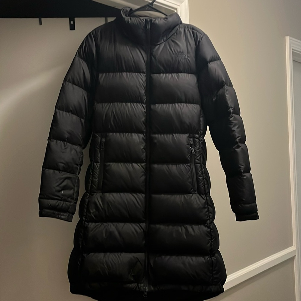 Winter coat no hood with coat. Good condition.